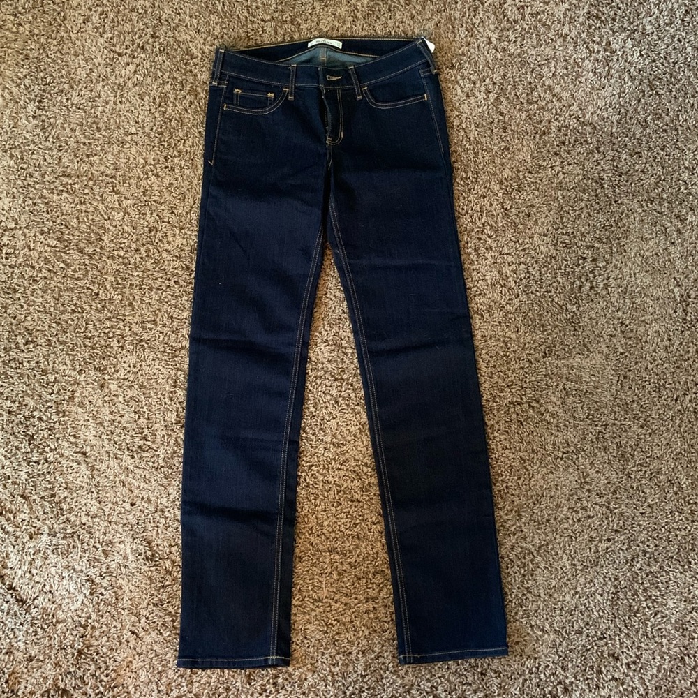 NWT Hollister Co. - Jeans 🆕